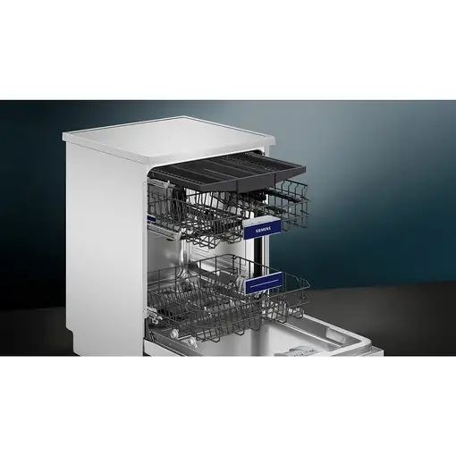 Siemens iQ300 SN23EW03ME lavavajillas Independiente 14 cubiertos B