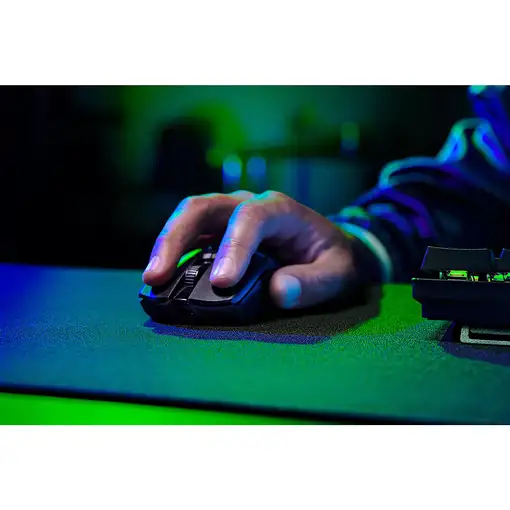 Razer Viper V2 Pro ratón Juego mano derecha RF Wireless + USB Type-C Óptico 30000